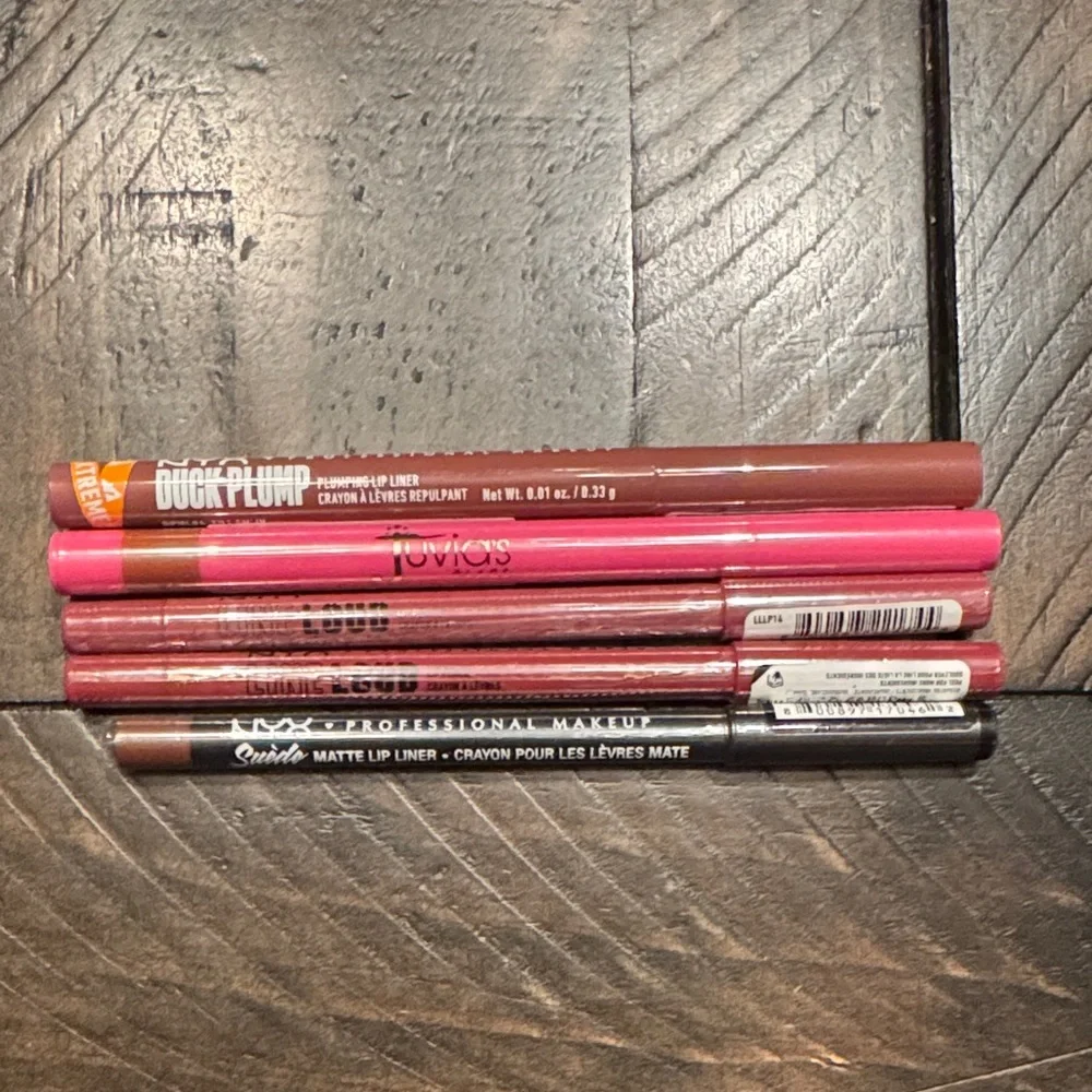 Assorted Lip Liner Set